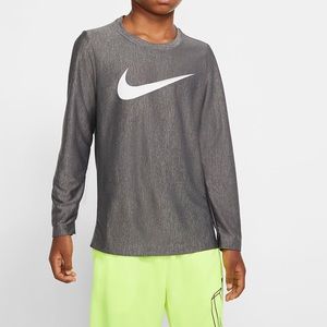 The Perfect Big Boy’s Nike Dri-Fit Long Sleeve Training Shirt, Small NWT